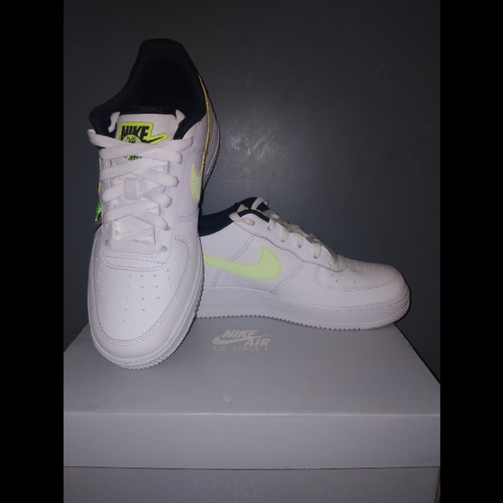 Nike Air Force